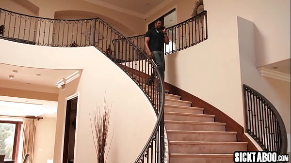 Latina knelt down suddenly and sucked huge black dick before rough sex