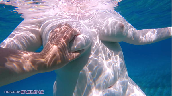 Underwater Pussy Fingered POV by a Stranger! Sexy BBW Redhead PAWG Mermaid Cam Girl with Big Natural Tits Touched by Stalker in the Mediterranean Sea – Best Kinky Amateur Couple Porn Outdoor Sex in Public GoPro VLOG