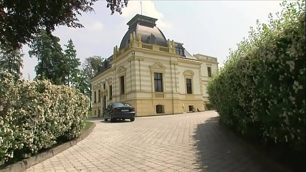 Mia Leone Is A Slutty College Girl SQF