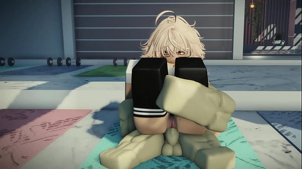 Fucking horny slut in the gym