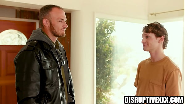 Ex-con barebacks friend’s step brother