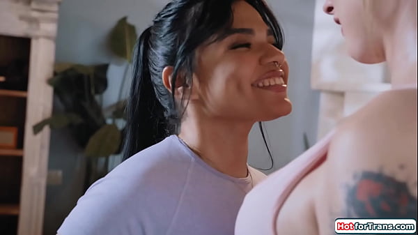 Busty big cock tgirl Blake Lovely anals latina gf Summer Col