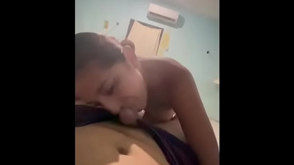 Latina puta es grabada por su cliente haciendole oral y penetrandola